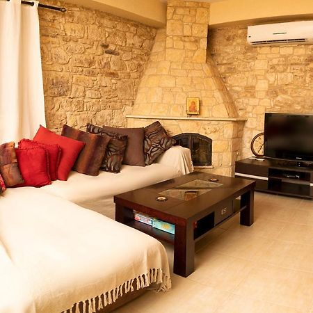 הוילה Paphos Salamiou Stone House מראה חיצוני תמונה